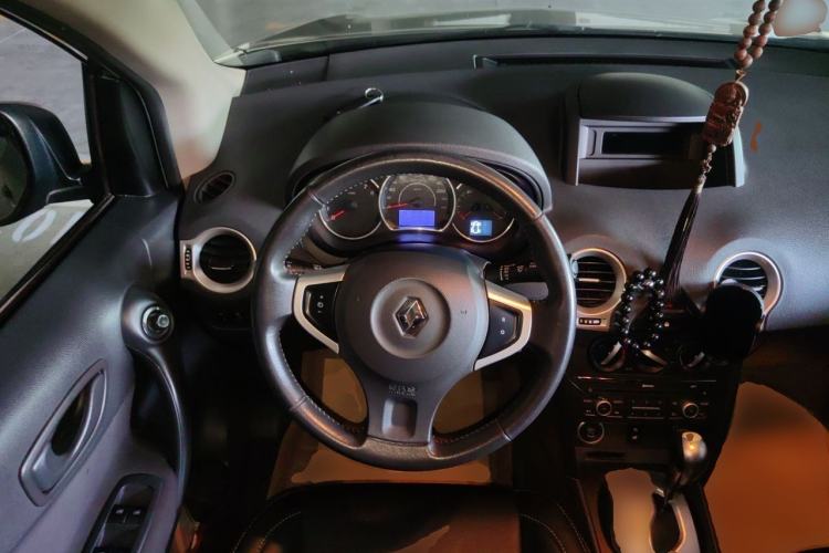 Used Renault Koleos 2014 2.0L Two-Wheel Drive Standard Edition Steering Wheel