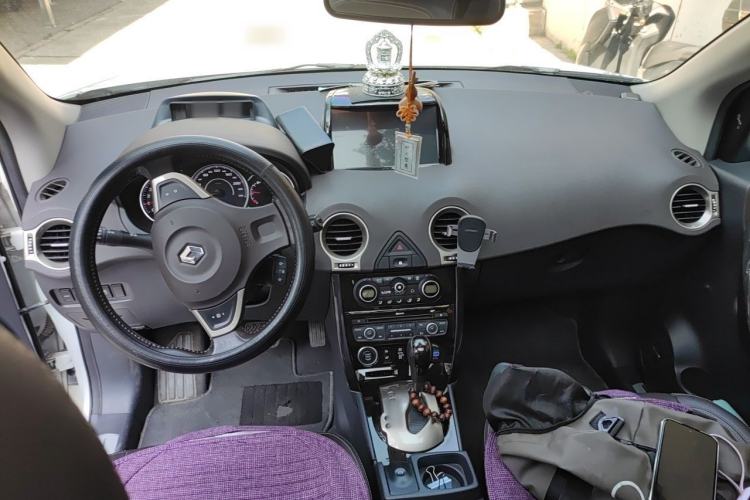 Used Renault Koleos 2014 2.5L Four-Wheel Drive Luxury Edition Center Console