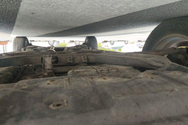 Used Renault Koleos 2014 2.0L Two-Wheel Drive Comfort Edition Chassis Front