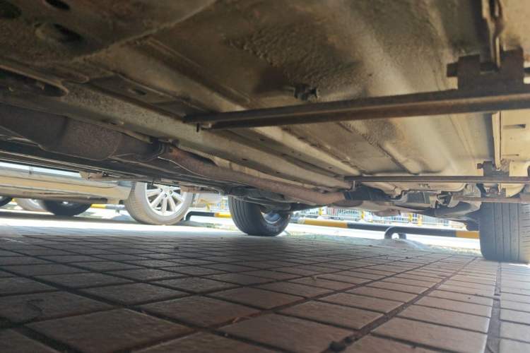 Used Renault Koleos 2014 2.5L Two-Wheel-Drive Urban Edition Chassis Front Left