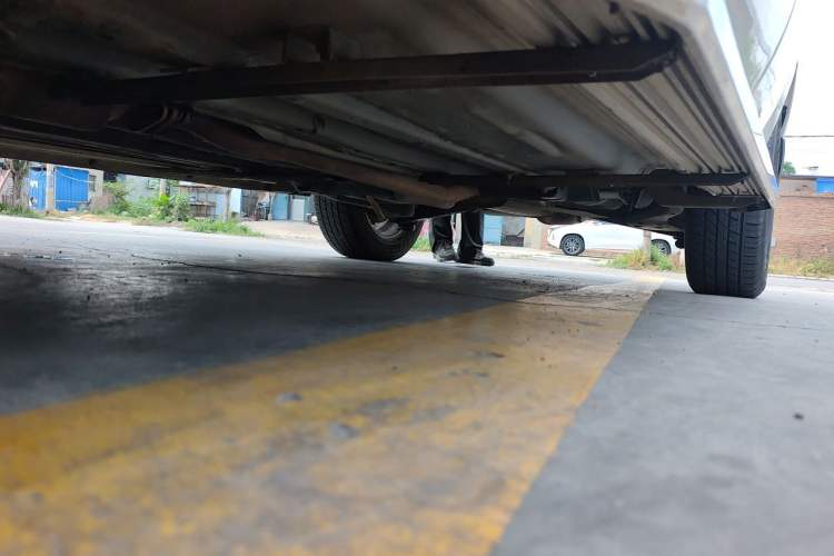 Used Renault Koleos 2014 2.0L Two-Wheel Drive Standard Edition Chassis Front Left