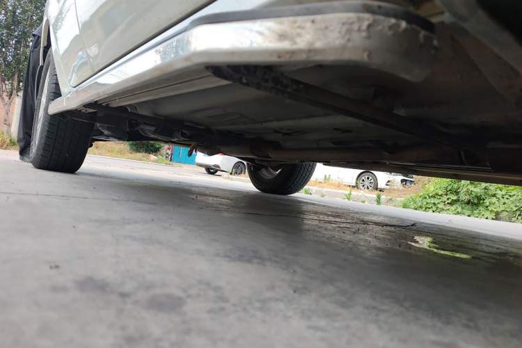 Used Renault Koleos 2014 2.0L Two-Wheel Drive Standard Edition Chassis Front Right