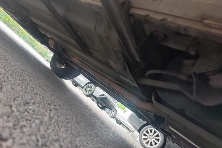 Used Renault Koleos 2014 Revised Version 2.0L Two-Wheel Drive Fashion Edition Chassis Rear Left