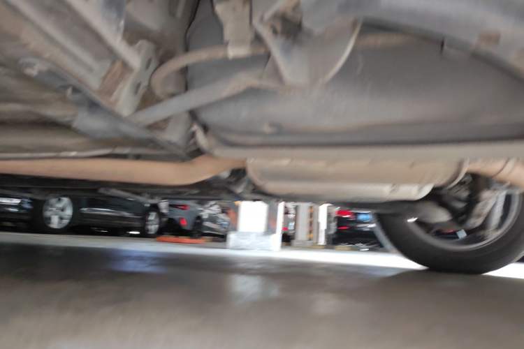 Used Renault Koleos 2014 2.5L Two-Wheel-Drive Urban Edition Chassis Rear Left