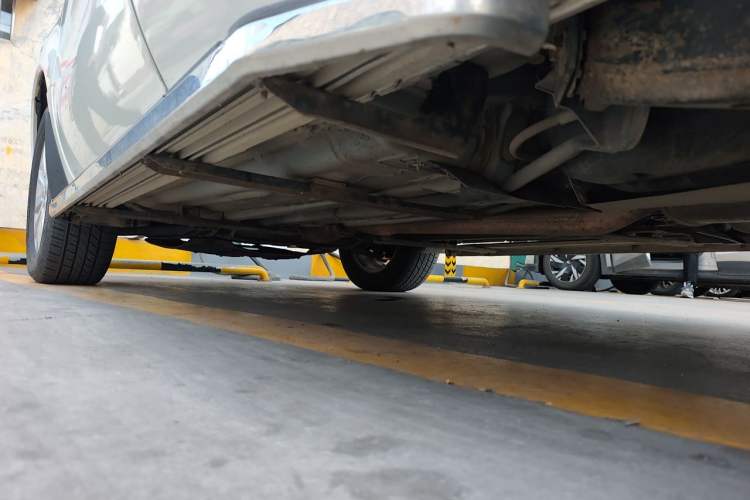 Used Renault Koleos 2014 2.0L Two-Wheel Drive Standard Edition Chassis Rear Left