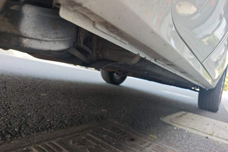 Used Renault Koleos 2014 2.0L Two-Wheel Drive Standard Edition Chassis Rear Right