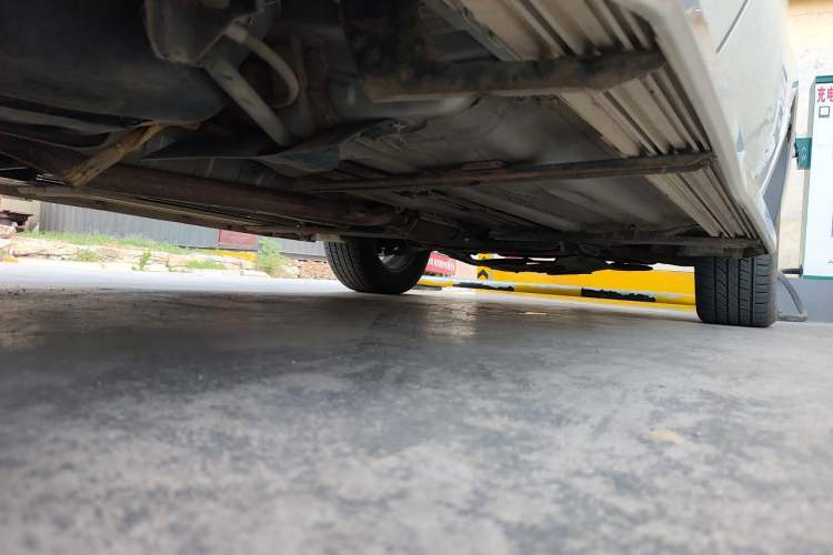Used Renault Koleos 2014 2.0L Two-Wheel Drive Standard Edition Chassis Rear Right