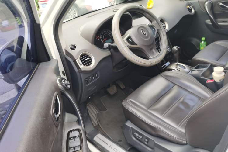 Used Renault Koleos 2014 2.5L Two-Wheel Drive Comfort Edition Driver Seat