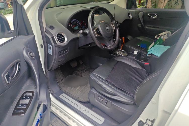 Used Renault Koleos 2014 Revised Version 2.5L Two-Wheel Drive Comfort Edition Driver Seat