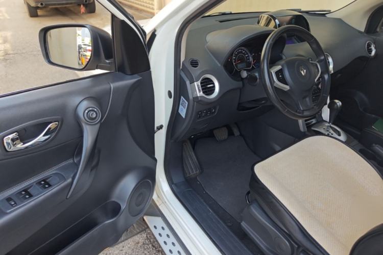 Used Renault Koleos 2014 Revised Version 2.0L Two-Wheel Drive Fashion Edition Driver Seat