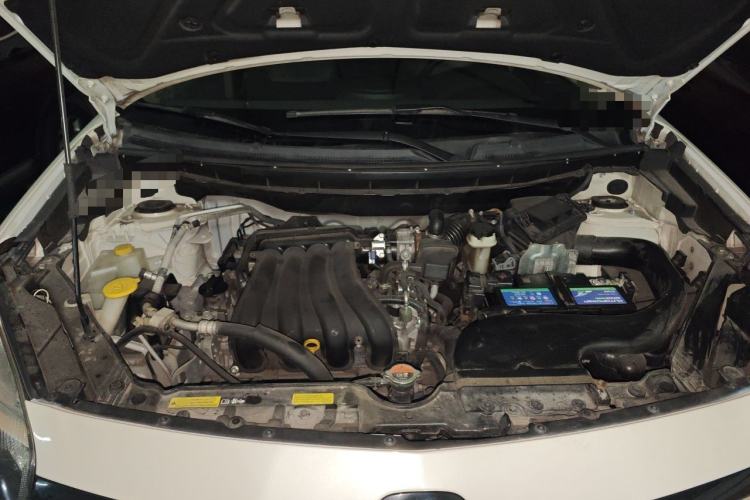 Used Renault Koleos 2014 2.0L Two-Wheel Drive Smart Edition Engine Bay