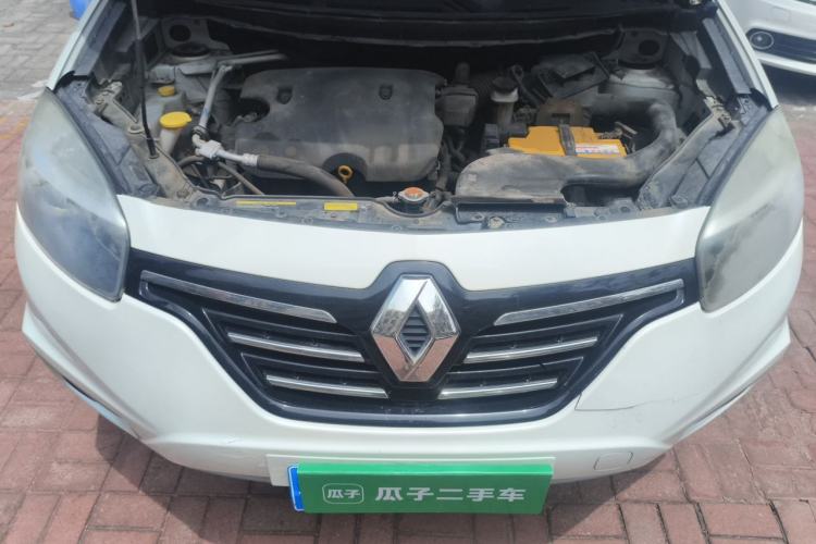 Used Renault Koleos 2014 Revised Version 2.0L Two-Wheel Drive Fashion Edition Engine Bay