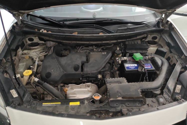 Used Renault Koleos 2014 2.5L Two-Wheel-Drive Urban Edition Engine Bay