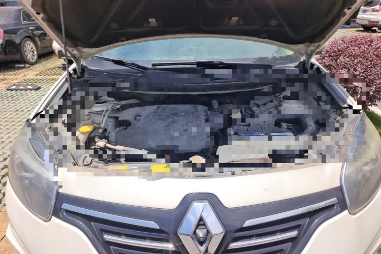 Used Renault Koleos 2014 2.0L Two-Wheel Drive Comfort Edition Engine Bay