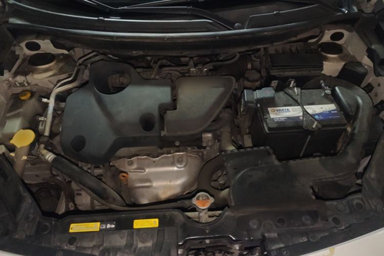 Used Renault Koleos 2014 Revised Version 2.5L Two-Wheel Drive Urban Edition Engine Bay