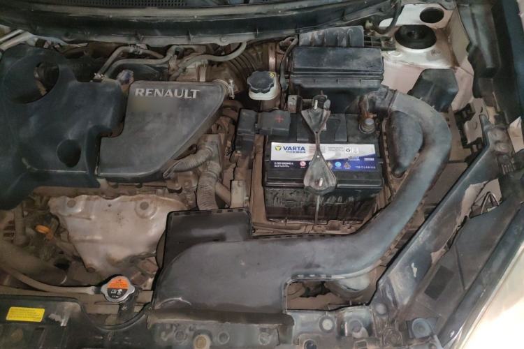 Used Renault Koleos 2014 Revised Version 2.5L Two-Wheel Drive Comfort Edition Engine Bay Left
