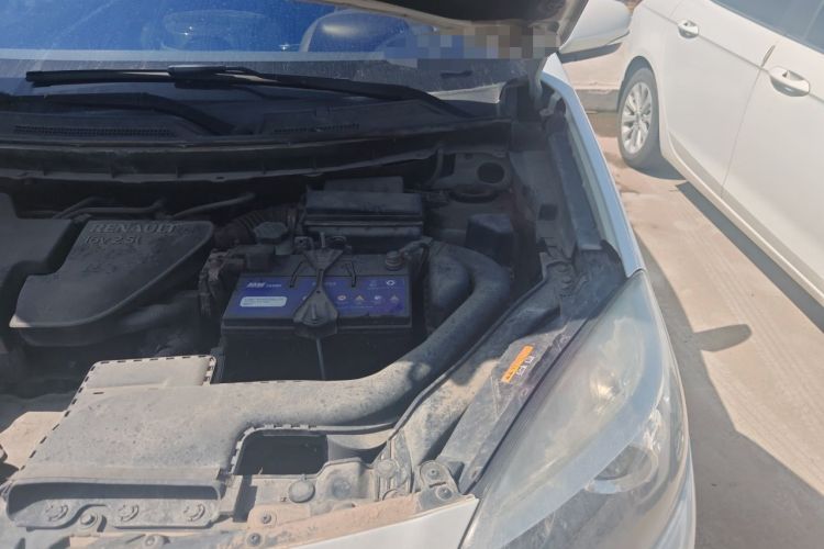 Used Renault Koleos 2014 2.5L Four-Wheel Drive Luxury Edition Engine Bay Left