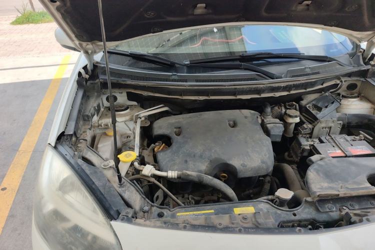 Used Renault Koleos 2014 2.0L Two-Wheel Drive Standard Edition Engine Bay Right