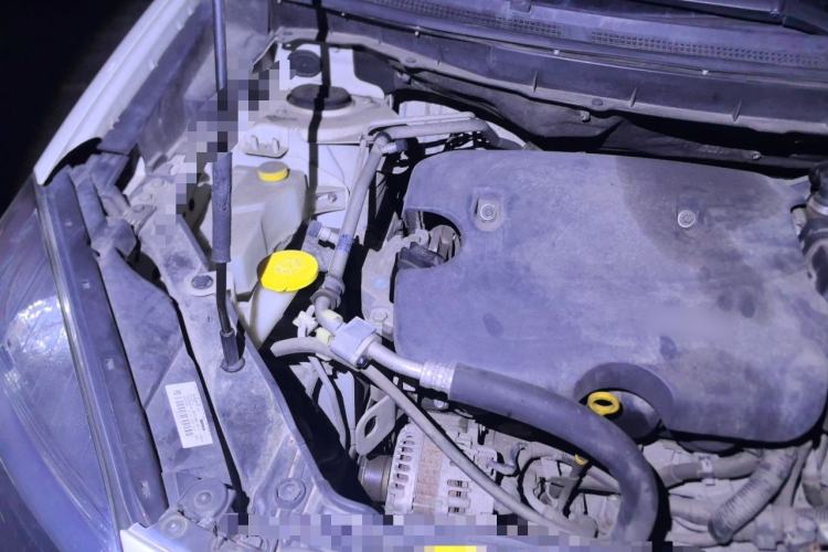 Used Renault Koleos 2014 2.0L Two-Wheel Drive Fashion Edition Engine Bay Right