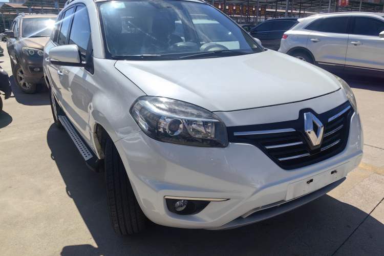Used Renault Koleos 2014 2.0L Two-Wheel Drive Fashion Edition Exterior 2