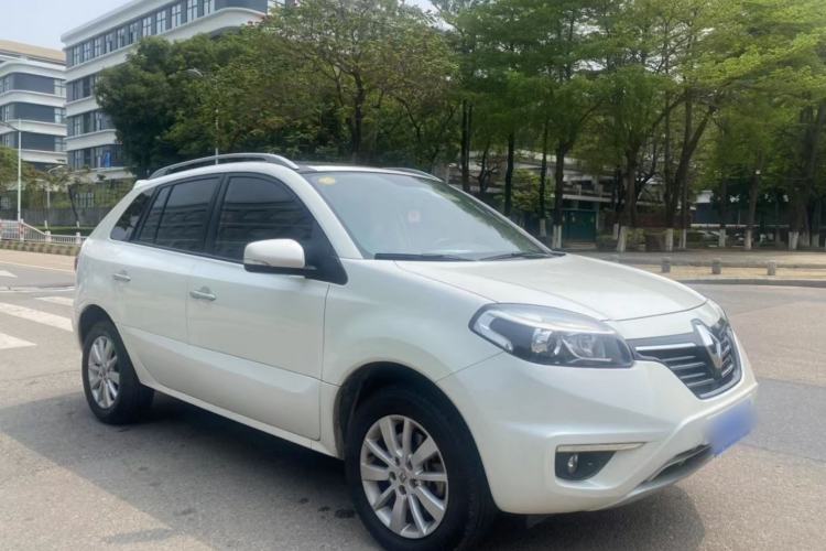 Used Renault Koleos 2014 2.0L Two-Wheel Drive Fashion Edition Exterior 2