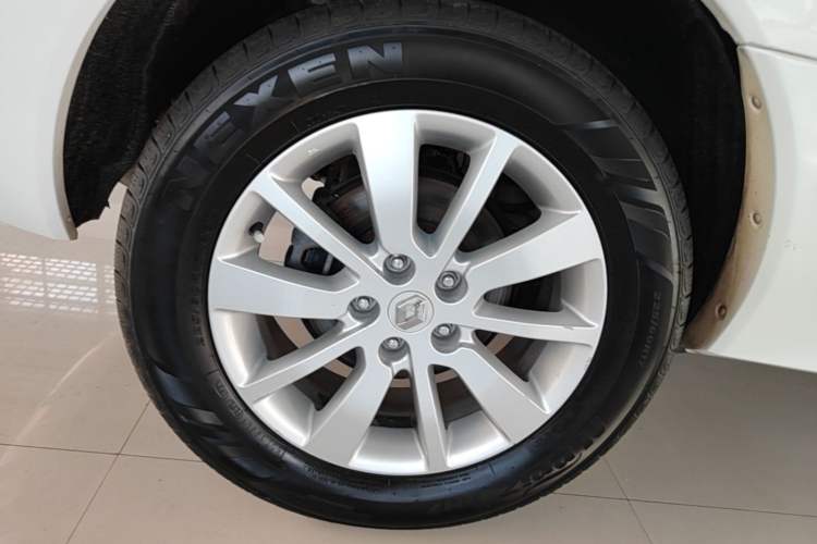 Used Renault Koleos 2014 Revised Version 2.0L Two-Wheel Drive Fashion Edition Exterior 5