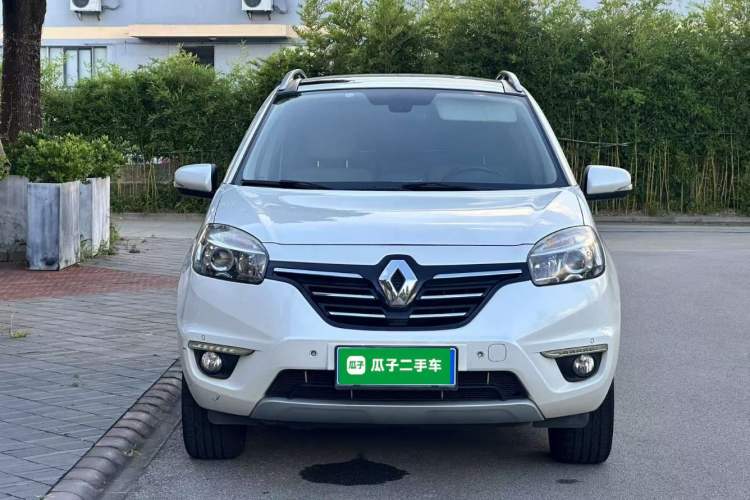 Used Renault Koleos 2014 2.5L 4x4 Comfort Edition Front
