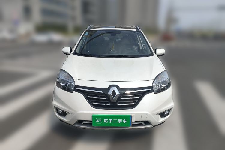 Used Renault Koleos 2014 2.0L Two-Wheel Drive Comfort Edition Front