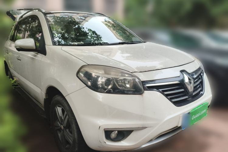 Used Renault Koleos 2014 Revised Version 2.5L Two-Wheel Drive Urban Edition Front Right 45 Deg