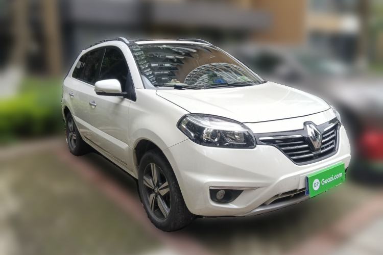 Used Renault Koleos 2014 Revised Version 2.5L Two-Wheel Drive Comfort Edition Front Right 45 Deg