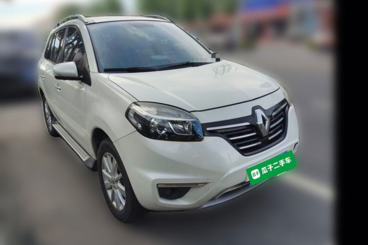 Used Renault Koleos 2014 Revised Version 2.0L Two-Wheel Drive Standard Edition Front Right 45 Deg