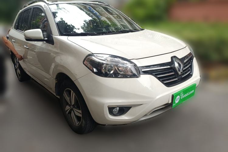 Used Renault Koleos 2014 Revised Version 2.5L Two-Wheel Drive Comfort Edition Front Right 45 Deg