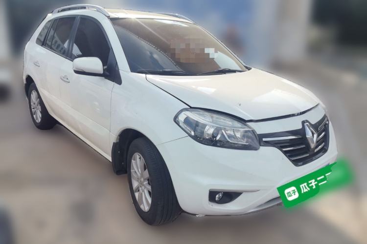 Used Renault Koleos 2014 2.0L Two-Wheel Drive Fashion Edition Front Right 45 Deg