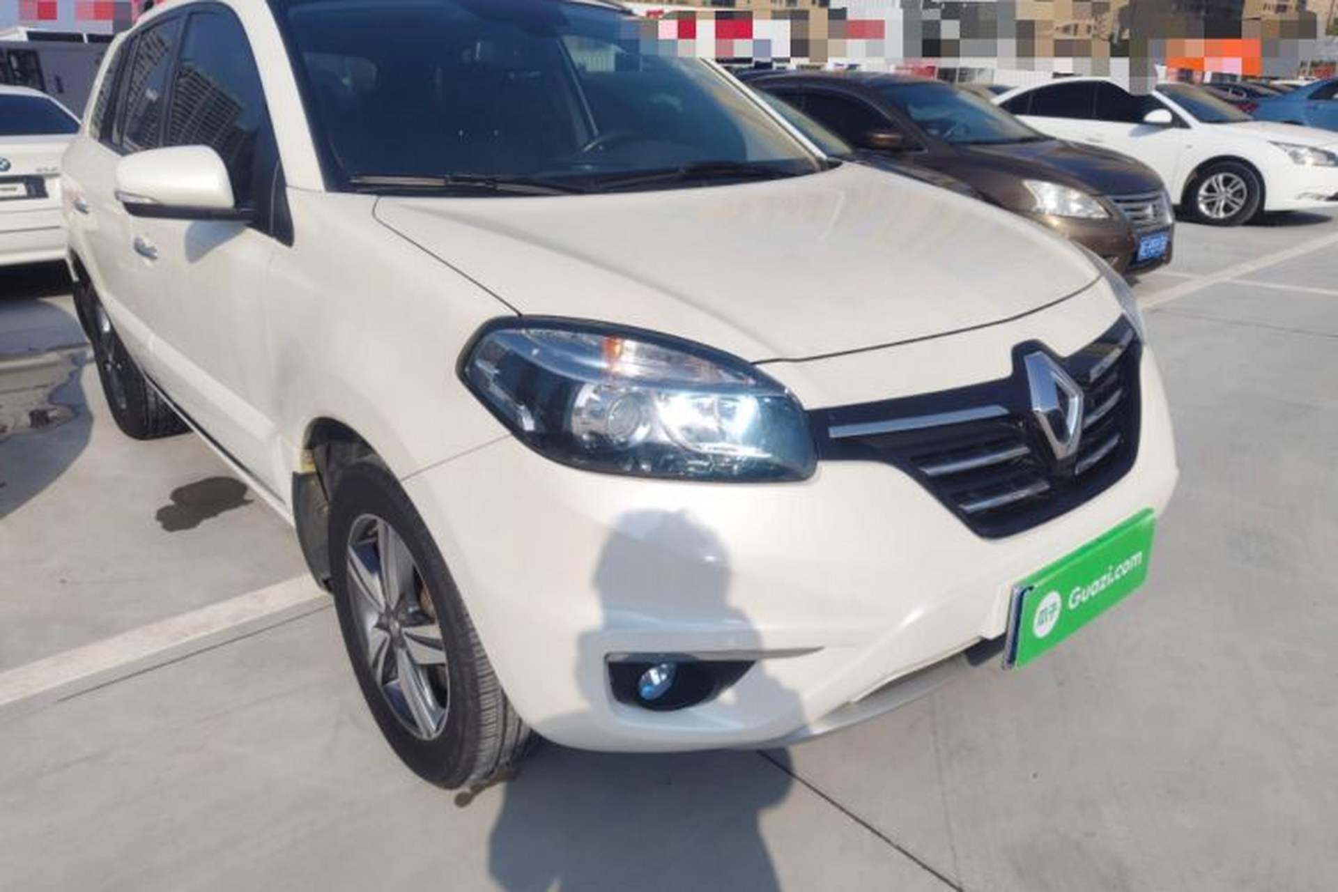 Used Renault Koleos 2014 Revised Version 2.5L Two-Wheel Drive Comfort Edition Front Right 45 Deg