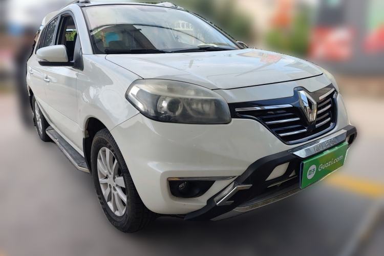 Used Renault Koleos 2014 2.0L Two-Wheel Drive Standard Edition Front Right 45 Deg