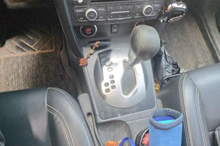 Used Renault Koleos 2014 2.0L Two-Wheel Drive Standard Edition Gear Lever