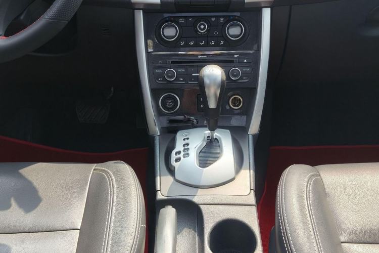 Used Renault Koleos 2014 Revised Version 2.0L Two-Wheel Drive Fashion Edition Gear Lever