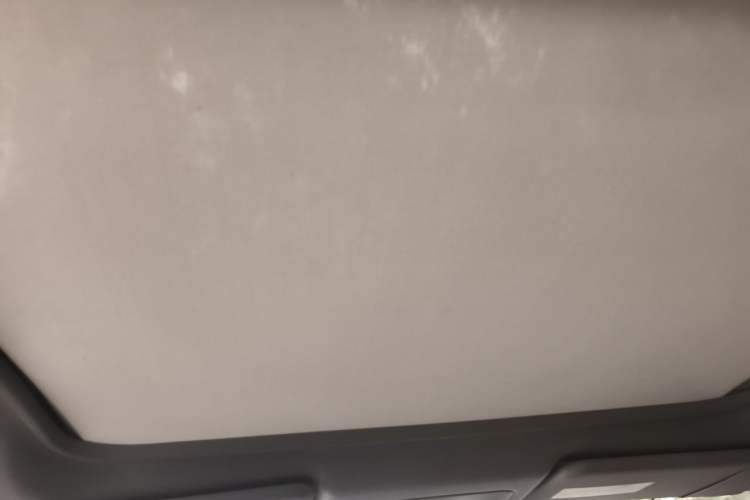Used Renault Koleos 2014 Revised Version 2.5L Two-Wheel Drive Urban Edition Headliner