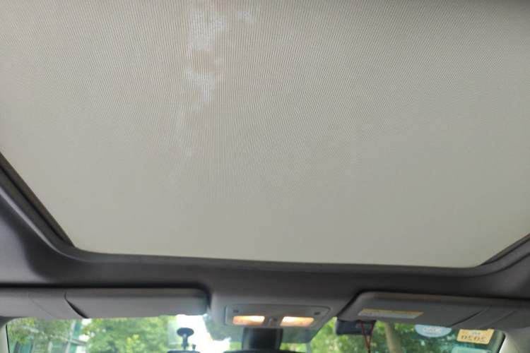 Used Renault Koleos 2014 Revised Version 2.5L Two-Wheel Drive Comfort Edition Headliner