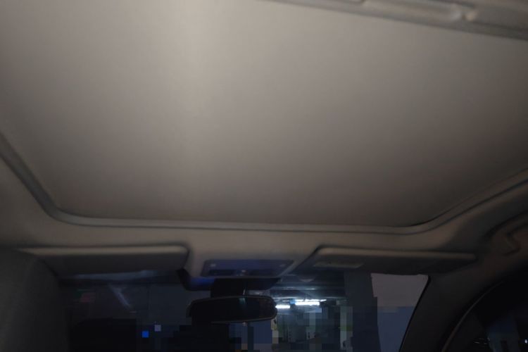 Used Renault Koleos 2014 2.5L 4x4 Sportway Edition Headliner