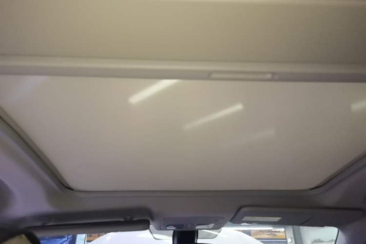 Used Renault Koleos 2014 2.5L 4x4 Comfort Edition Headliner