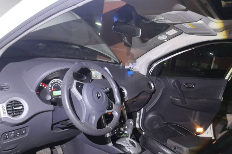 Used Renault Koleos 2014 2.0L Two-Wheel Drive Fashion Edition Headliner