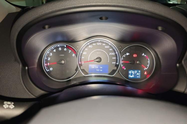 Used Renault Koleos 2014 2.0L Two-Wheel Drive Smart Edition Instrument Cluster