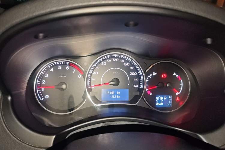 Used Renault Koleos 2014 Revised Version 2.5L Two-Wheel Drive Urban Edition Instrument Cluster