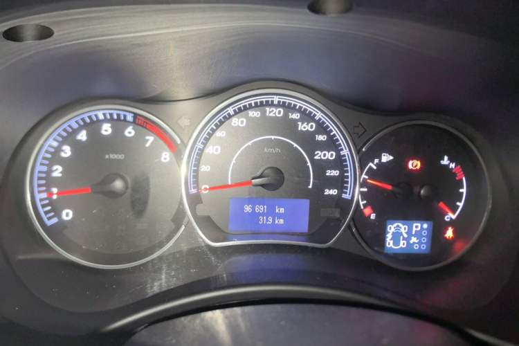 Used Renault Koleos 2014 2.0L Two-Wheel Drive Fashion Edition Instrument Cluster