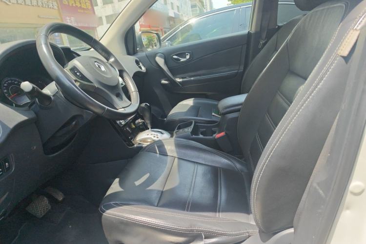 Used Renault Koleos 2014 2.5L Two-Wheel-Drive Urban Edition Left Front Seat