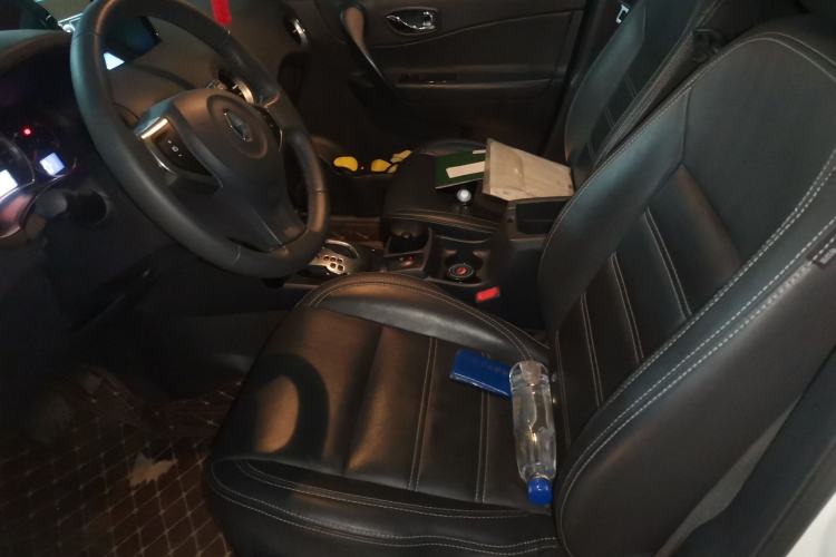 Used Renault Koleos 2014 Revised Version 2.5L Two-Wheel Drive Comfort Edition Left Front Seat
