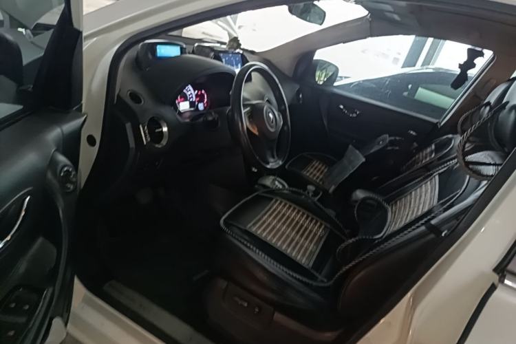 Used Renault Koleos 2014 2.5L Two-Wheel Drive Comfort Edition Left Front Seat