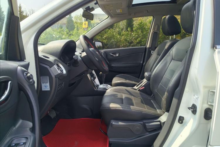 Used Renault Koleos 2014 Revised Version 2.0L Two-Wheel Drive Fashion Edition Left Front Seat