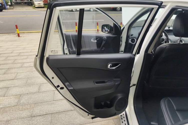 Used Renault Koleos 2014 2.0L Two-Wheel Drive Fashion Edition Left Rear Door Interior